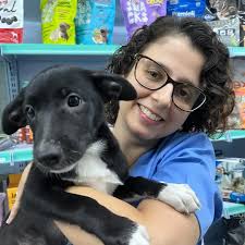 Larissa Klein Taylor (@larissataylormedvet) • Instagram photos and videos