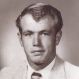 Laura Stratton's Instagram, Twitter & Facebook