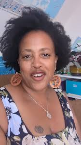 Daily GRATITUDE Prayer! 🙏🏾♥️, Grateful for the ways in which community  shows up! 🙌🏾🖤, W/ @soniaraye 🤩, #dailydose #mindfulness  #communitysupport #thankful