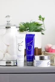 I wasn't a big fan of obagi products since they didn't help much and made my skin feel bad. 4rwaxum3mhmatm