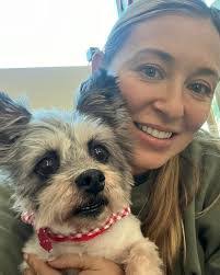 Barbara Edgington's Instagram, Twitter & Facebook