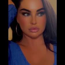 Shauna Lyons (@shaunalyons)