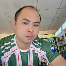 Sia Vang updated his profile picture.