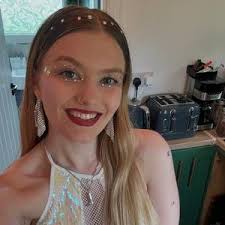 ✨chaos✨ (@chaoticdais)