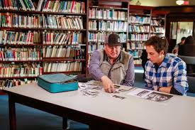 Cbc S Hit Comedy Still Standing Visits Siksika Nation Airing December 10 On Cbc Alberta Native News Still standing is a canadian television series, which premiered on cbc in summer 2015. cbc s hit comedy still standing visits