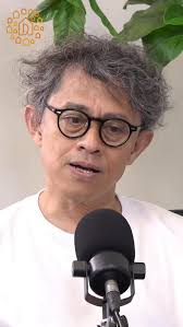 Episode kali ini kita kedatangan Tetangga @adrianoqalbi yang namanya udah  nggak asing lagi di telinga para pecinta podcast🤩😍 Jangan lupa tonton  keseruannya, Senin 19 Mei 2025 jam 4 sore di channel youtube @