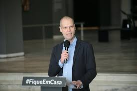 Fui jogado no chão e recebi chutes e socos, diz henry castelli. Prefeito De Sao Paulo Bruno Covas Testa Positivo Para Covid 19 Fotos Publicas
