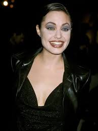 The Most Embarrassing 90s Beauty Trends 90s Makeup Look 90s Makeup 90s Makeup Trends