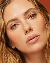 Magic in her eyes. 😚 @soffi.mills