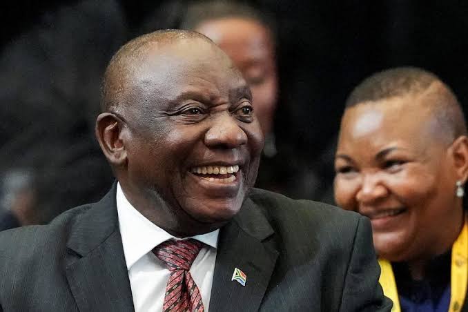Cyril Ramaphosa re-elected South African president - BBC News
