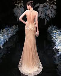 Nella vetrina di c&a trovi l'abito attillato o il vestito a tubino per brillare alla prossima occasione mondana. Con Strass Abiti Da Sera Abiti Da Cerimonia Economici Online Ricici Com