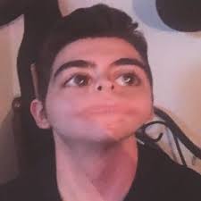 Raymond Deangelo (@ray1000000ray)