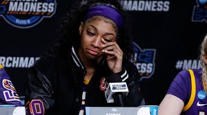 Hoops - Sydney Sweeney's Career in Jeopardy: WNBA Star Angel Reese Calls  for Massive Boycott of American Eagle, Slamming Sweeney's New Ad as “Disgusting  and Disrespectful to Black Culture” Social Media Erupts,