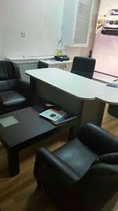 buro mobilyasi panosundaki pin