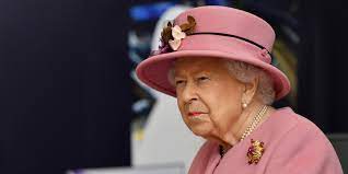 Très surpris, les internautes twittent aussitôt pour faire part de leur sympathie et de leur. Quel Est Le Role De La Reine D Angleterre