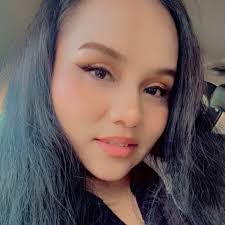 I know y'all don't care but this about to be my baby's FIRST Christmas 😊🎄