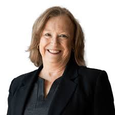 Donna Lance's Instagram, Twitter & Facebook