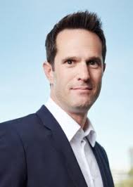 Levine Leichtman Capital Partners CEO And Leadership: Executives and  Demographics