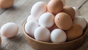 The foods people typically eat with eggs, such as bacon, sausage and ham, may do more to boost heart disease risk than eggs do. How Many Eggs Can You Eat A Week