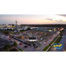 Dine in movie theater directory. Drive In Movie Theaters A Newcomer S Guide To Old And New Locations