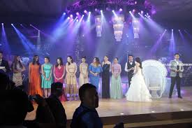 The wedding of kapuso actress heart evangelista and senator francis chiz escudero will be held on february 15, 2014 at balesin island, according to entertainment site pep. At The Senator Chiz Escudero Heart Evangelista Wedding