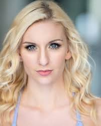 Panto season has officially begun! 🎄🎭 'Oh yes it has!' The Pantomime at  The London Palladium has just announced it's cast and there are SEVEN  Laineys appearing in the country's BIGGEST Panto