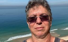 Bombinhas beach is one mile away. Boninho Publica Enigma Sobre Bbb21 E Fas Tentam Desvendar Confira Teorias Jovem Pan