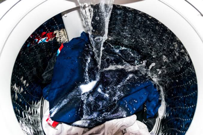 The Benefits of Washing Clothes in Cold Water - Bakers Centre Laundry