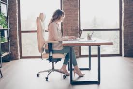 The best seat cushion helps relieve both. How Important Is Lumbar Support Six Facts You Must Know Go Minimalist Office