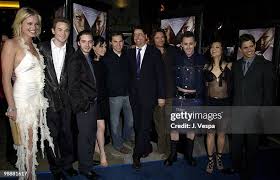 39 Aaron Kelly Cantante Stock Photos, High-Res Pictures, and Images