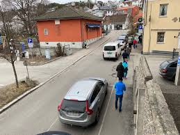 Nyheter Frogn Slik Sa Det Ut I Drobak Da Polet Apnet Folk Ma Sta Utenfor