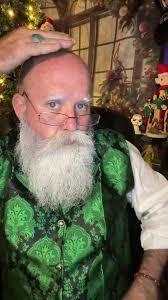 Kris Kringle Tree Farmiowa