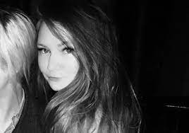 Fake Heiress Anna Delvey To Create Her Own Documentary Ahead Of Netflix Drama Series L Officiel Brazil