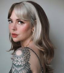 Zoe Ford's Instagram, Twitter & Facebook