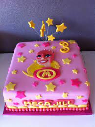 Mega Mindy Taart Mega Mindy Cake Marsepein Taart Taart Taart Ideeen