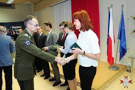 Cezary „trotyl gmyz #annodomini2020‏verified account @cezarygmyz mar 28. Inauguracja Studiow Doktoranckich Wim 2015 2016 Wojskowy Instytut Medyczny