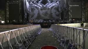 Check spelling or type a new query. Lollapalooza 2021 Cleanup In Grant Park Begins As Chicago Officials Defend Music Festival S Covid Protocols Abc7 Chicago