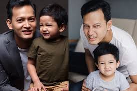 Mandiri 0060058585856 a.n quran braille digital. Ini 9 Potret Fedi Nuril Saat Momong Baby Hasan