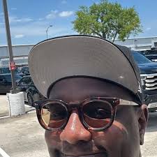 Deaux (@deauxsmedia) • Threads, Say more