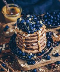 Recipe For Fluffy Christmas Cinnamon Pancakes With A Vegan Option Without Eggs And Dairy Free Simple And Easy T Vegan Pancakes Yummy Food Cinnamon Pancakes