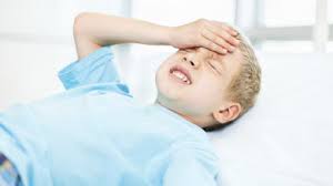 On se demande si quelque chose de grave n'est pas en train de de se passer. Commotion Cerebrale Chez L Enfant De 5 Ans Et Plus