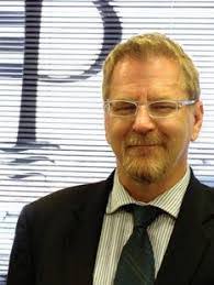 Carlos Downey's Instagram, Twitter & Facebook