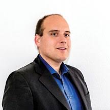 POSLOVNO GLASILO SKUPINE ELEKTRO GORENJSKA, ŠT. 8, DECEMBER 2023 ZNANJE ZA  NOVO DESETLETJE, IZZIVE IN USPEHE Dinamični svet en