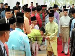 Mencangkup beberapa materi yang dikemas secara menarik dengan susunan yang. Agong Solat Jumaat Di Masjid Sultan Ahmad Shah Pekan