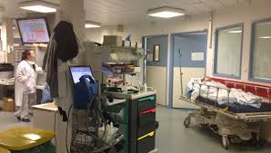 Les activités médicales du chu. Clermont Ferrand Les Urgences Du Chu Gabriel Montpied A Flux Tendu