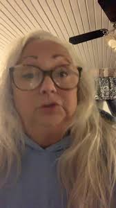 The Old Lady That's Says Hold Up Dont Do That