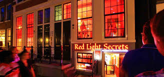 Rotlicht amsterdam rotlicht bb.de rotlicht modele das hatte er sich schon als kleiner junge gewünscht. Amsterdam Rotlichtviertel Tours Tickets De