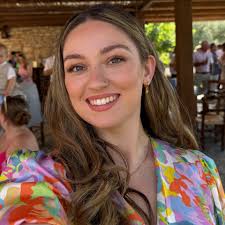 1. I try to get my steps in where possible. I sit down a lot in my job, so  it's easy to not get enough steps in. I'm going to start going