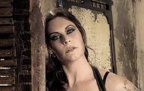 Jansen officially joined nightwish in 2013 and made her recording debut with the group on 2015's endless forms most. Nightwish Singer Floor Jansen Says That Texas Is Her Favorite U S State Metal Addicts