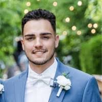 Kerry Smithers's Instagram, Twitter & Facebook